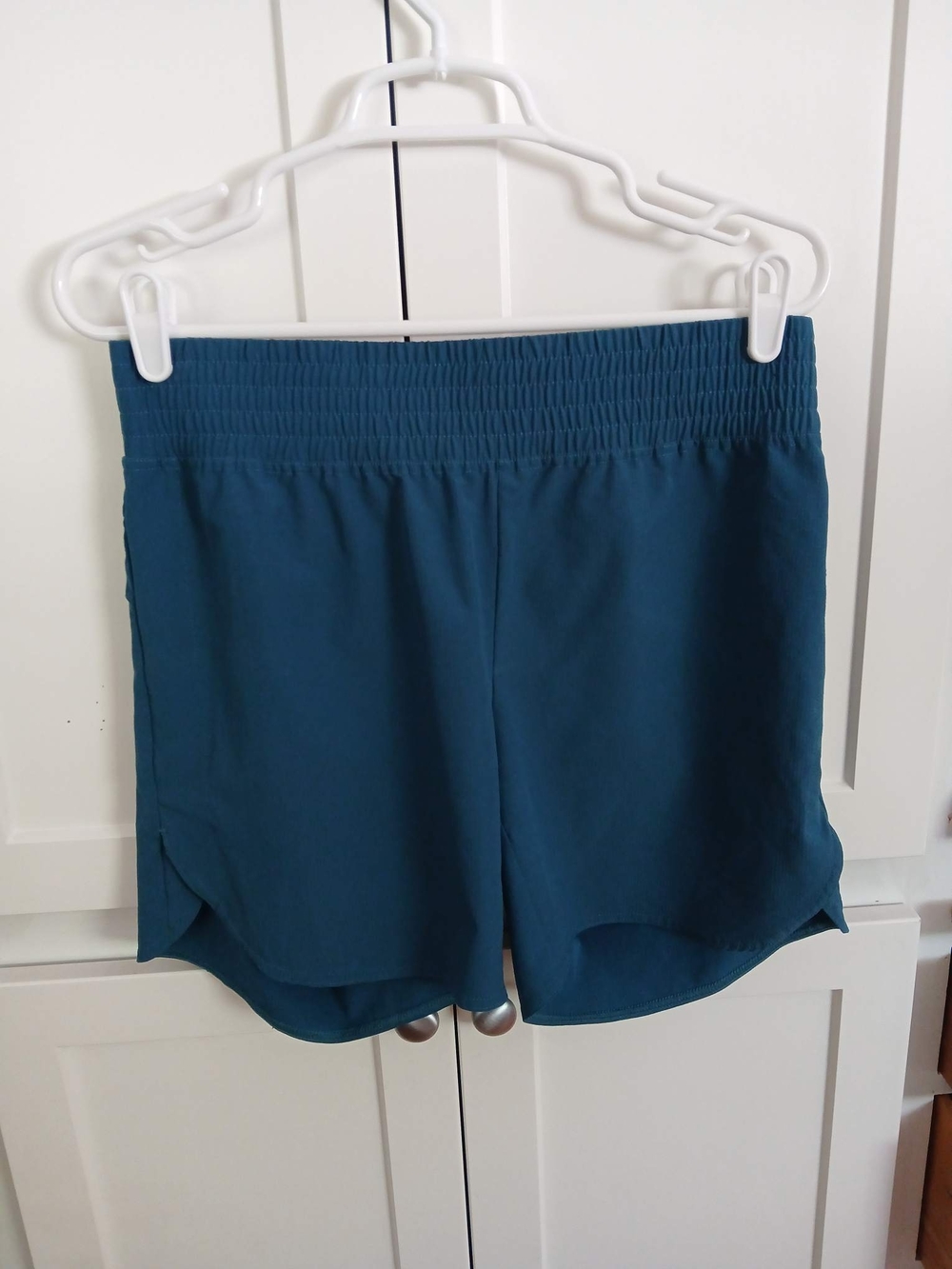 Pearl Izumi Teal Run Shorts with Smocked Waist Size M